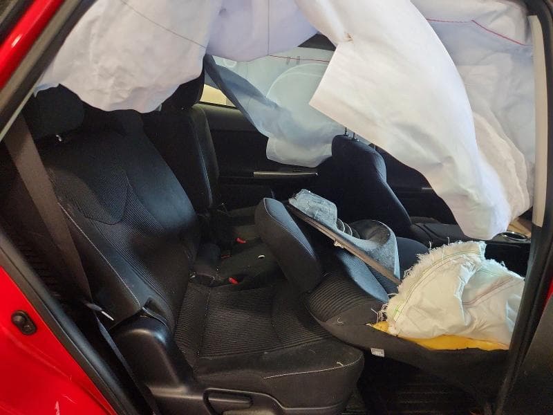 2017 TOYOTA PRIUS V TWO 10