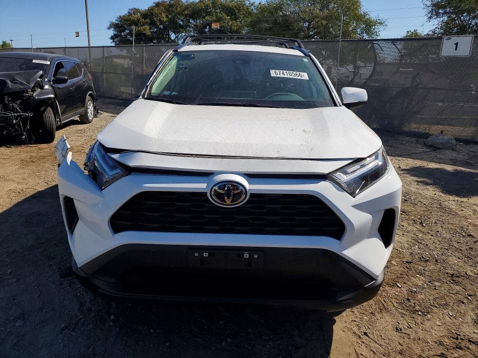 2025 TOYOTA RAV4 LE 5