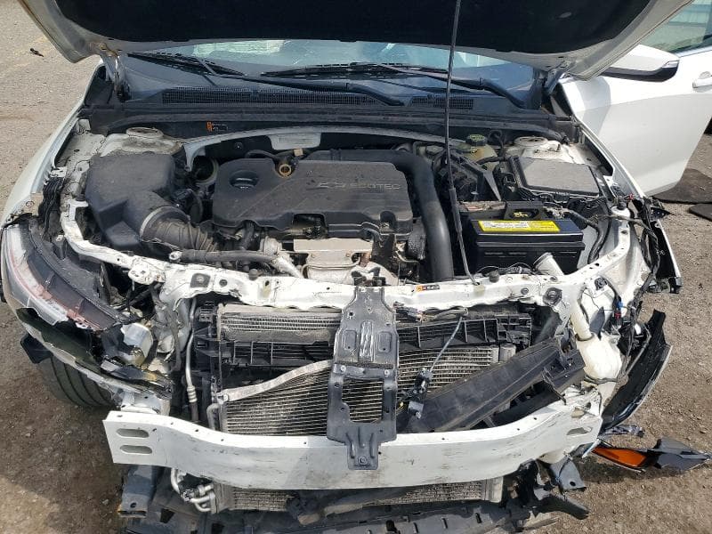 2018 CHEVROLET MALIBU LT (1LT) 11