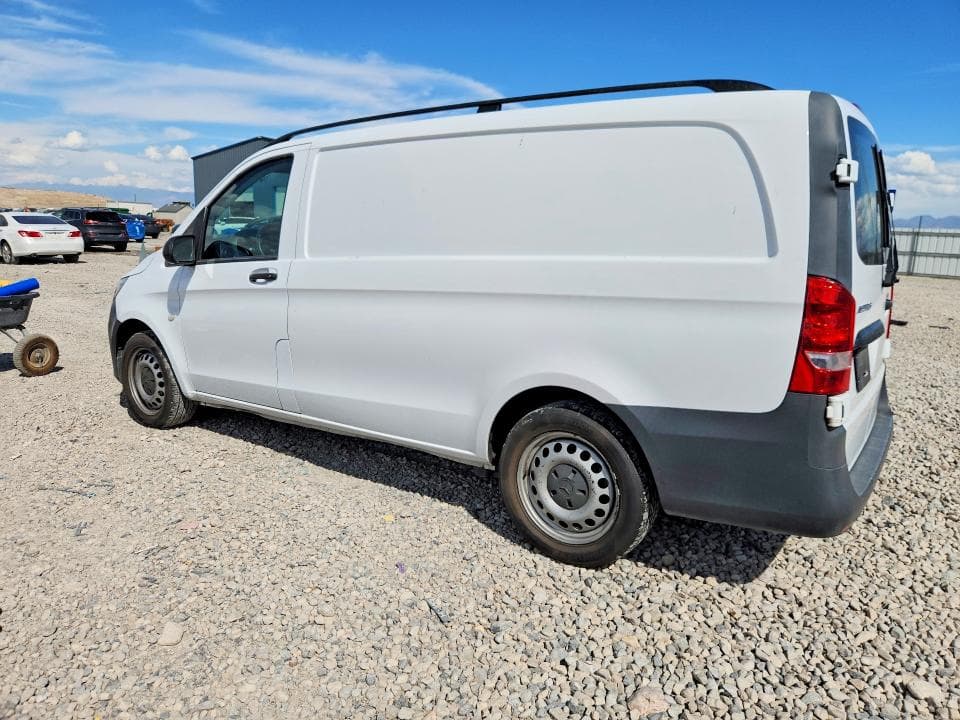 2018 MERCEDES-BENZ METRIS 2