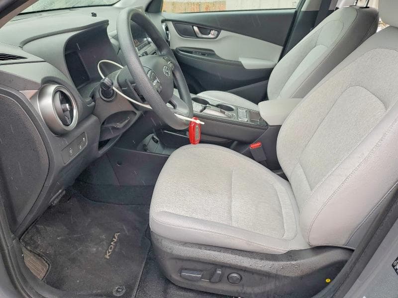 2023 HYUNDAI KONA SE 7
