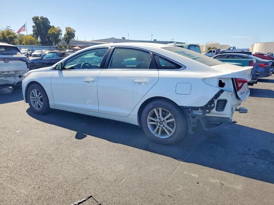 2017 HYUNDAI SONATA SE 2