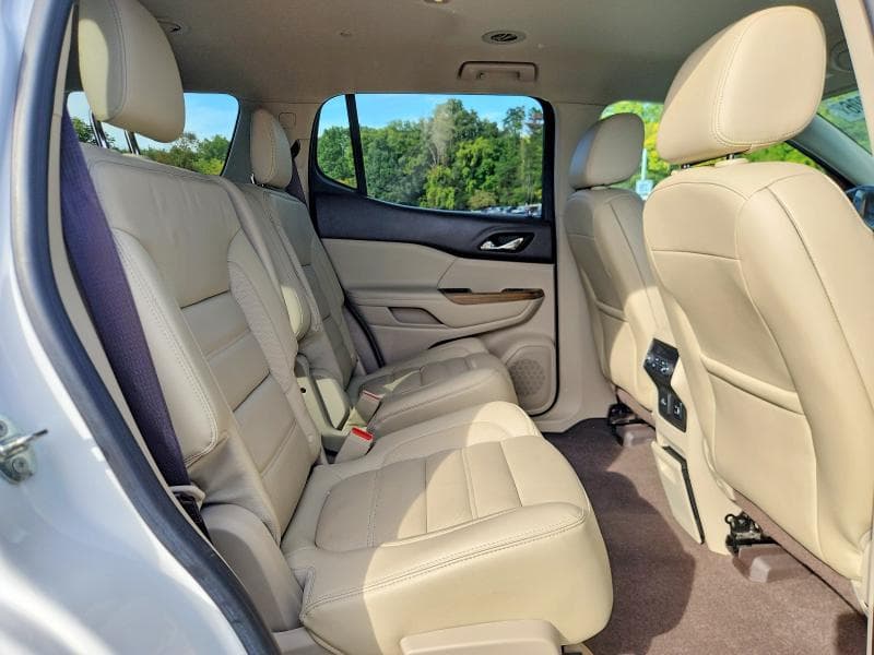 2017 GMC ACADIA DENALI 10