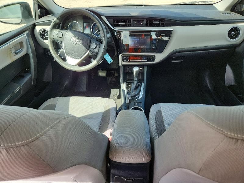 2017 TOYOTA COROLLA LE 8