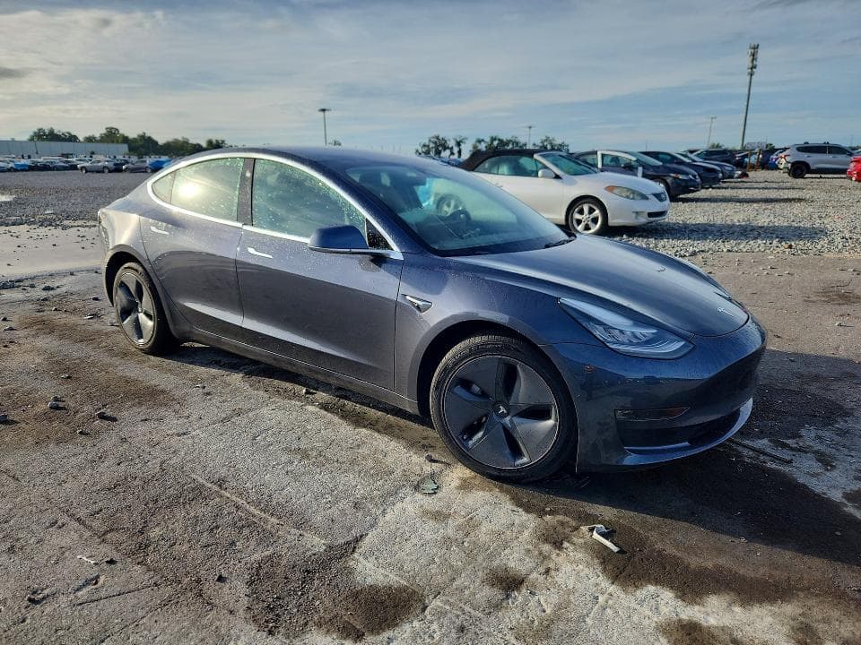 2020 TESLA MODEL 3 4