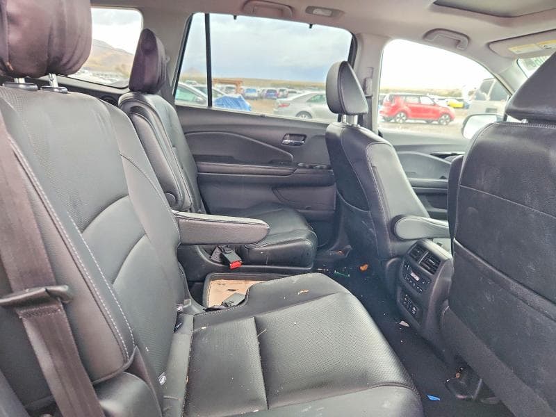 2017 HONDA PILOT ELITE 11