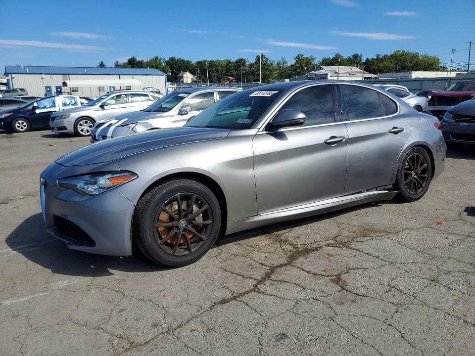 2018 ALFA ROMEO GIULIA - 1