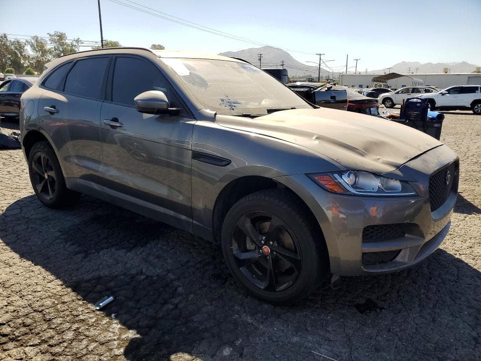 2018 JAGUAR F-PACE PREMIUM 4