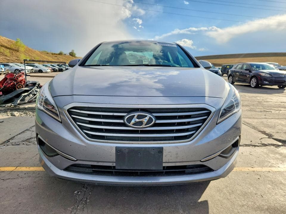 2017 HYUNDAI SONATA SE 5