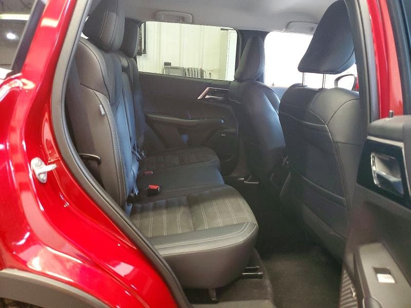 2025 MITSUBISHI OUTLANDER SE 11