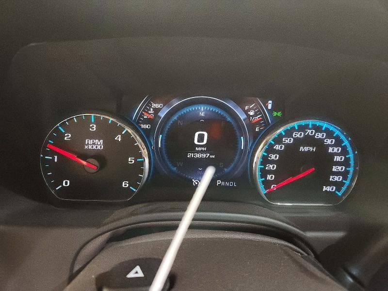 2017 GMC YUKON DENALI 9