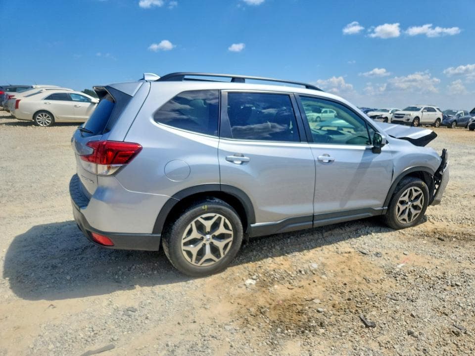 2020 SUBARU FORESTER PREMIUM 3