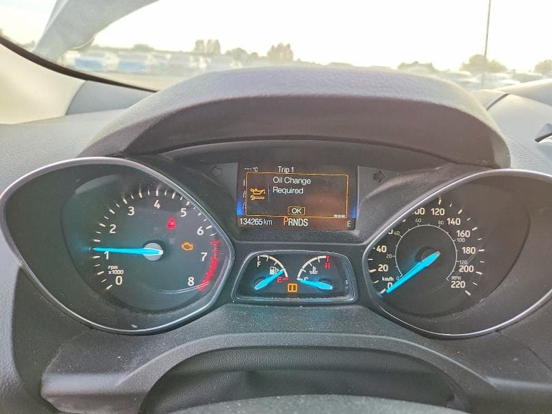 2017 FORD ESCAPE SE 9