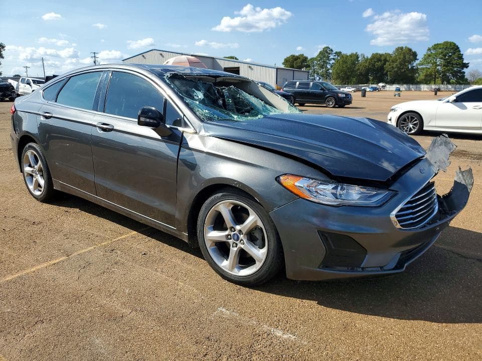 2019 FORD FUSION SEL 4