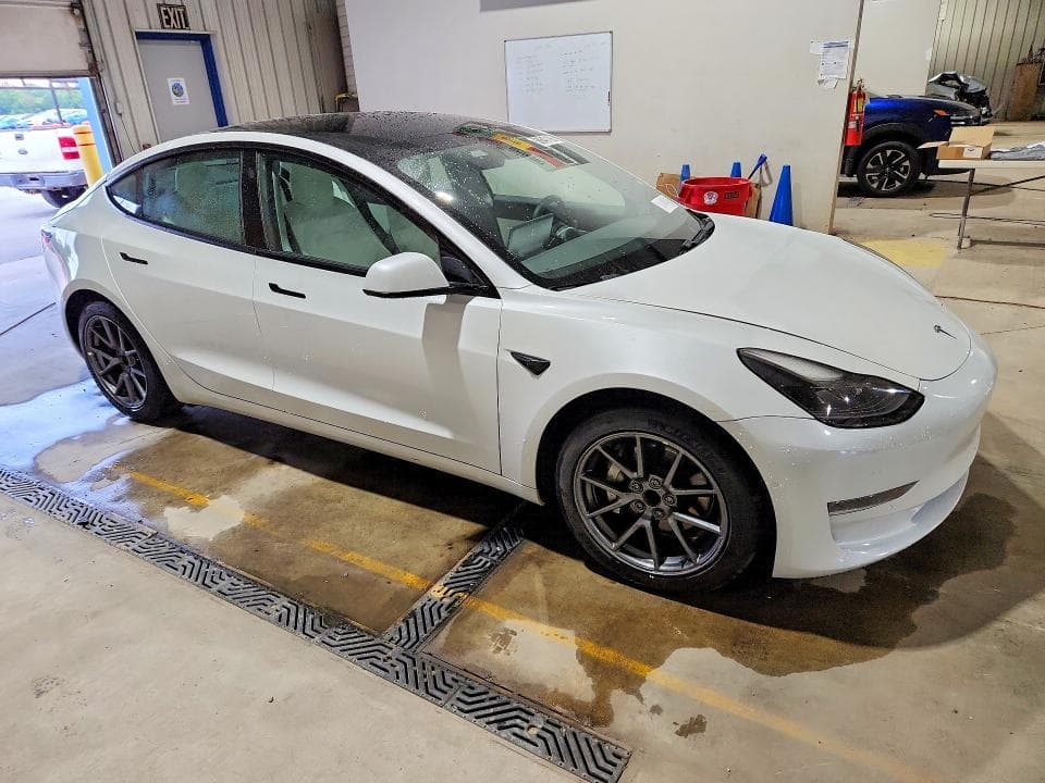 2021 TESLA MODEL 3 4