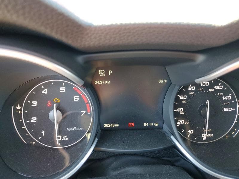 2020 ALFA ROMEO STELVIO 9