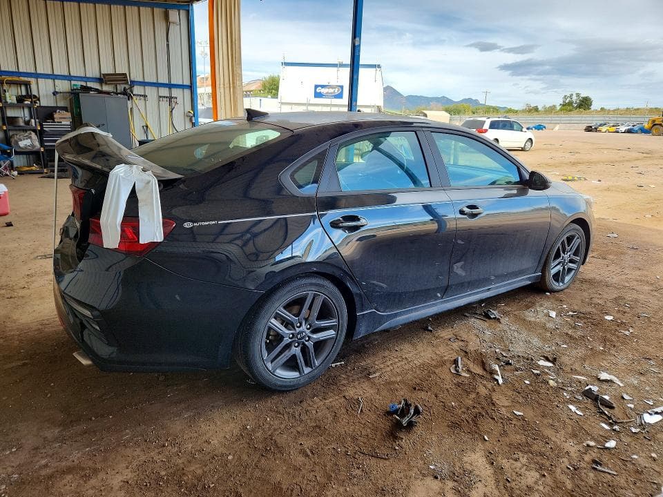 2021 KIA FORTE GT LINE 3