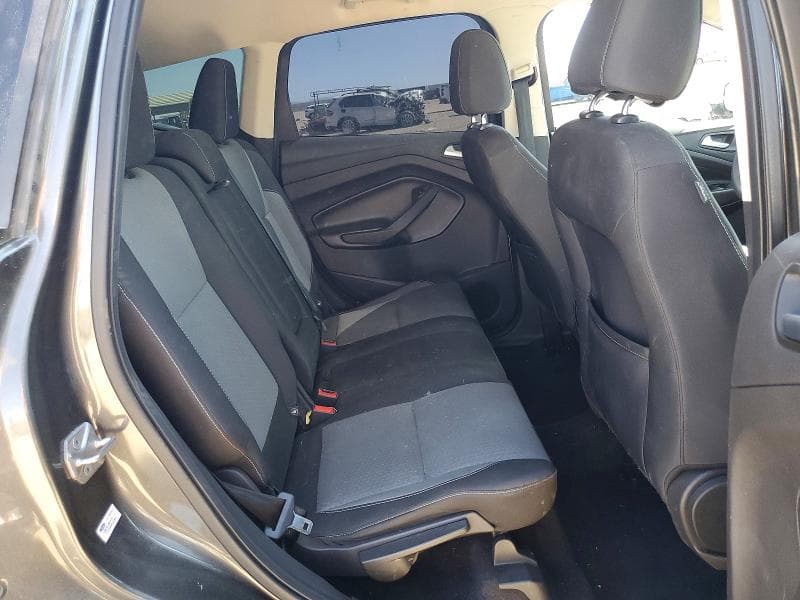 2017 FORD ESCAPE SE 10