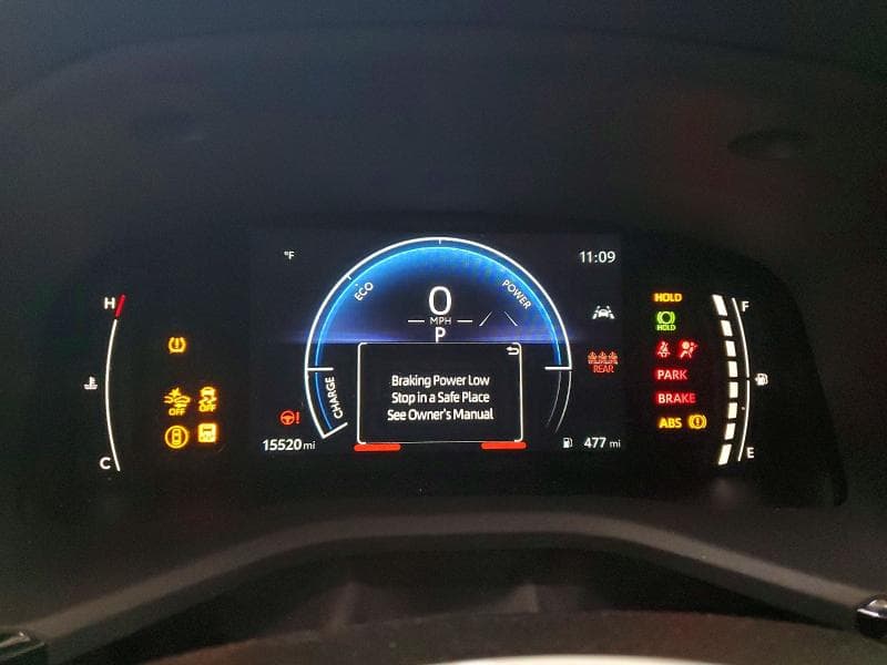 2025 TOYOTA CAMRY SE 9
