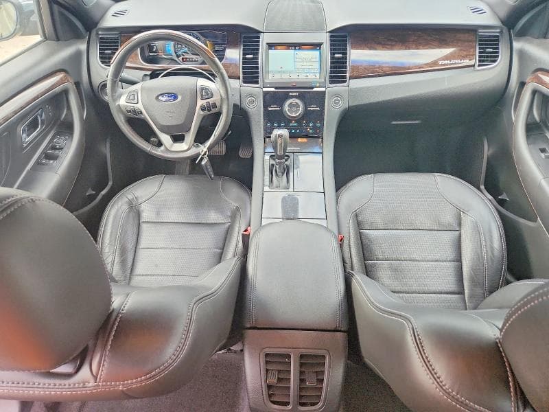 2017 FORD TAURUS LIMITED 8