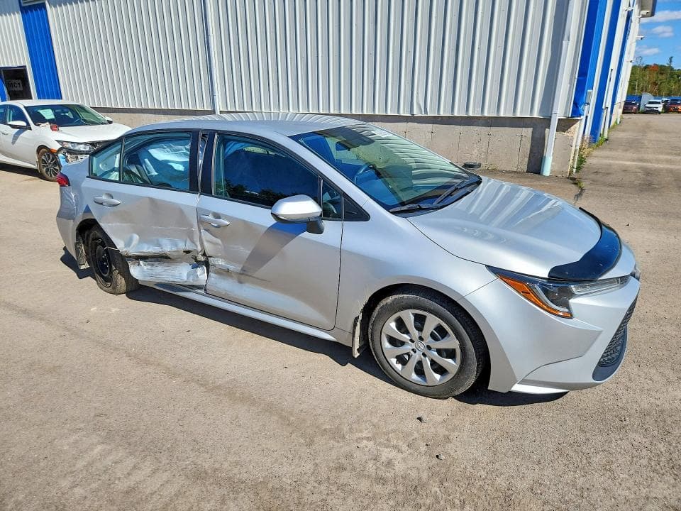 2020 TOYOTA COROLLA LE 4