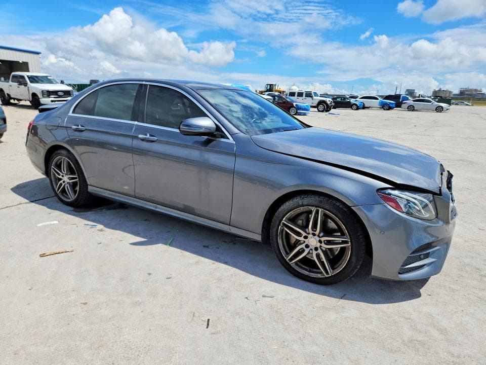 2017 MERCEDES-BENZ E 300 4MATIC 4