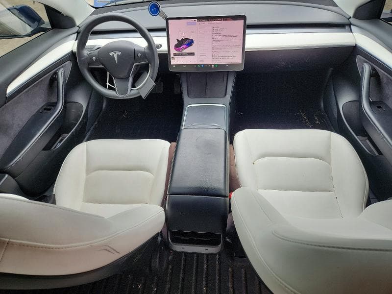 2021 TESLA MODEL 3 8