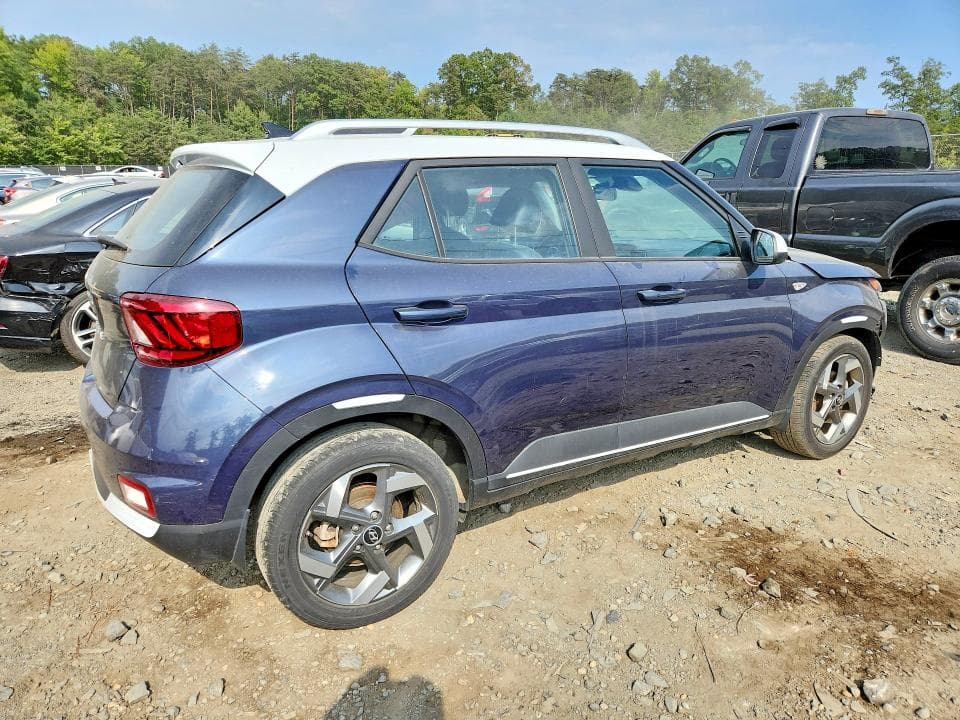 2021 HYUNDAI VENUE DENIM 3