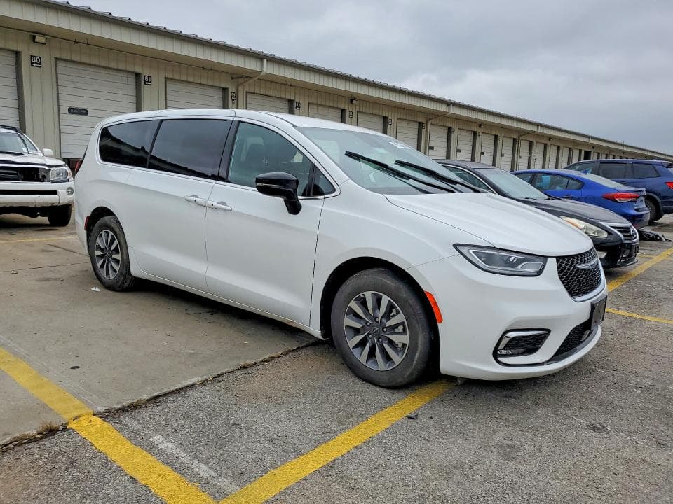 2025 CHRYSLER PACIFICA HYBRID SELECT 4