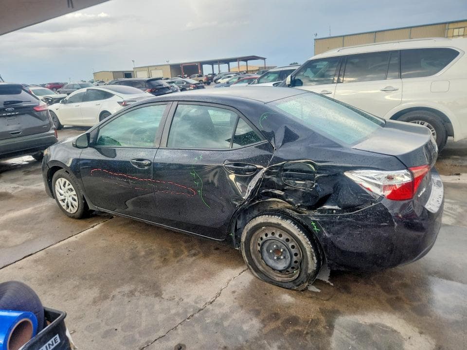 2018 TOYOTA COROLLA LE 2