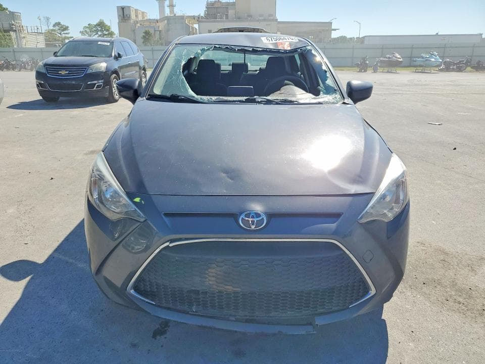 2019 TOYOTA YARIS L 5