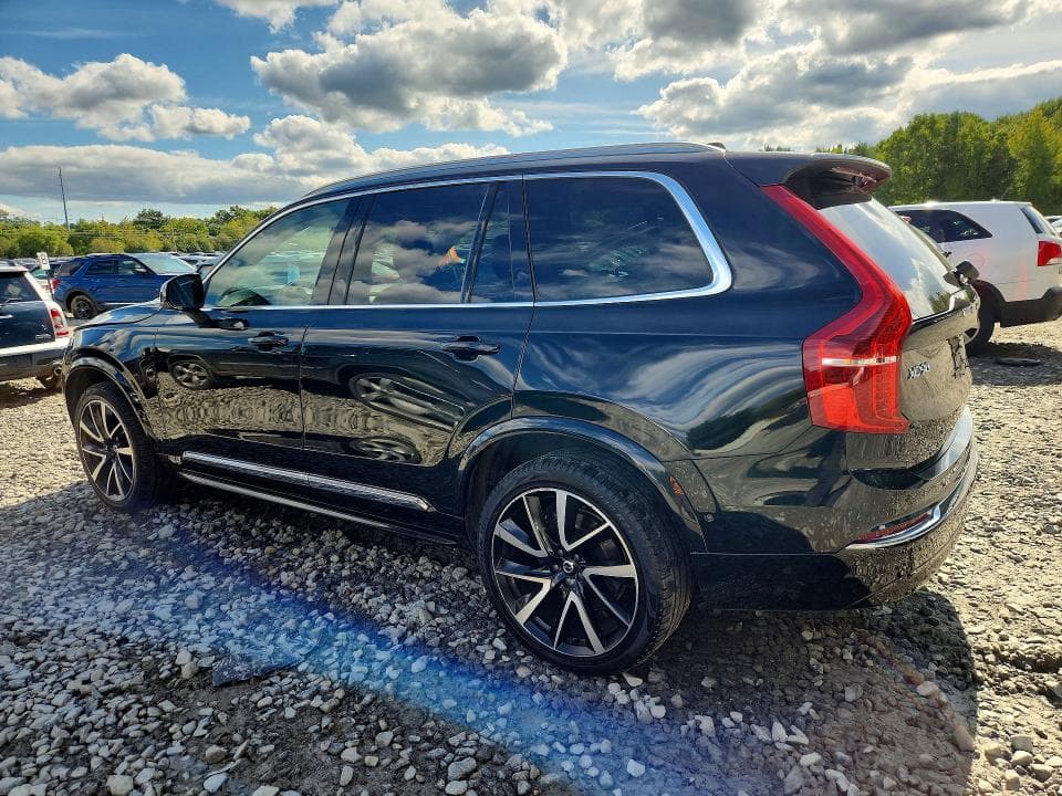 2024 VOLVO XC90 PLUS 2