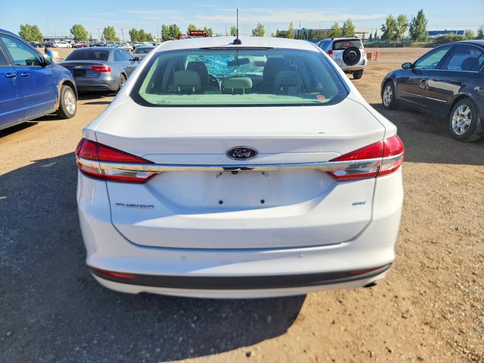 2017 FORD FUSION SE 6