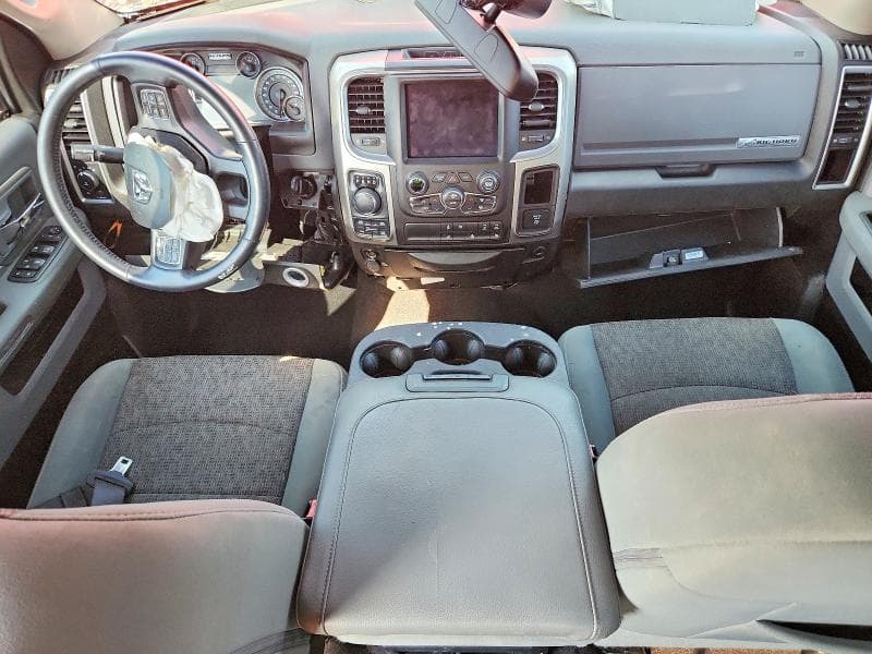 2019 RAM 1500 CLASSIC SLT 8