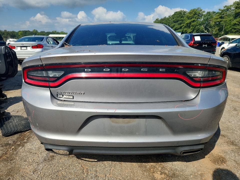 2017 DODGE CHARGER SE 6