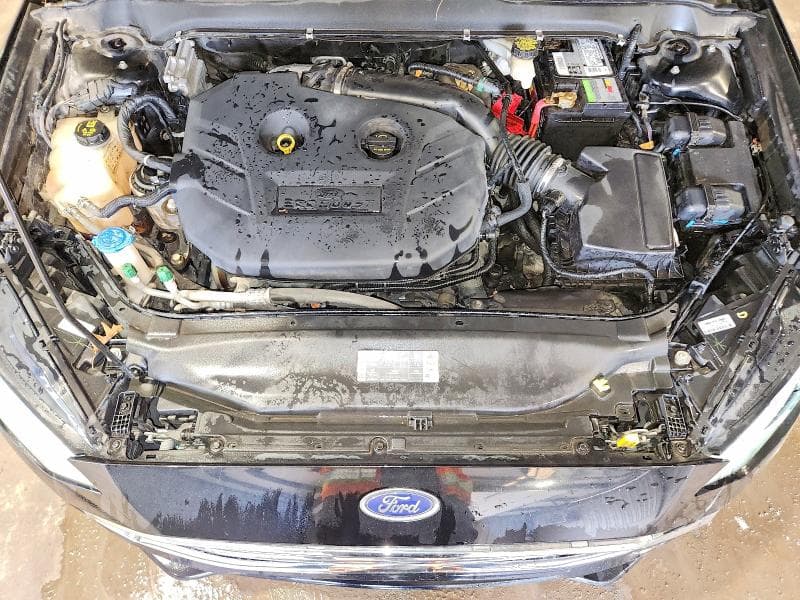 2017 FORD FUSION SE 11