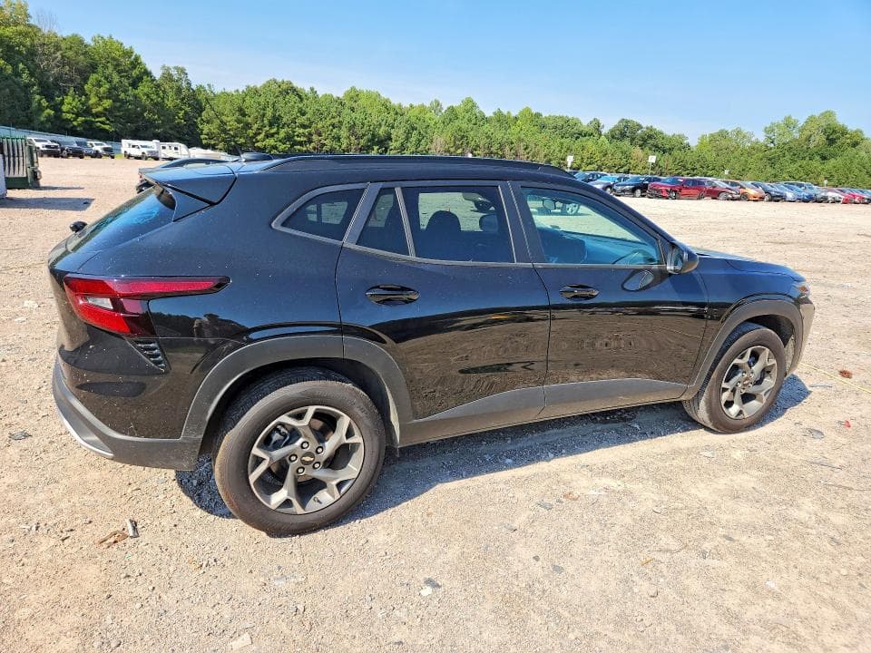2026 CHEVROLET TRAX 1LT 3