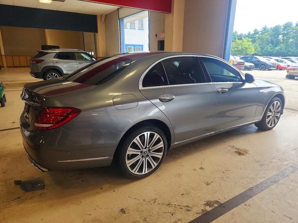 2018 MERCEDES-BENZ E 400 4MATIC 3