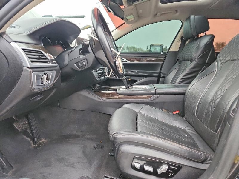 2018 BMW 750 XI 7