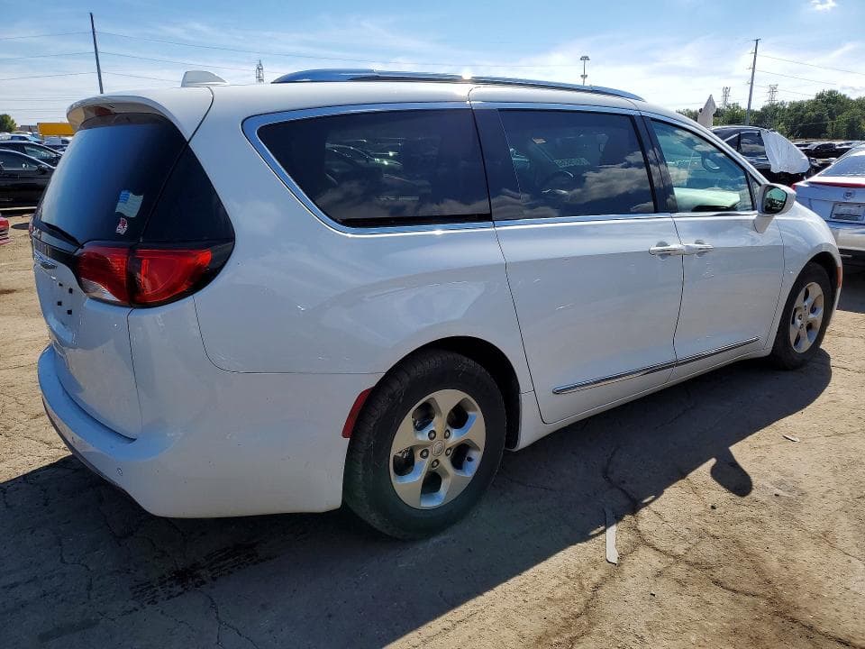 2017 CHRYSLER PACIFICA TOURING L PLUS 3