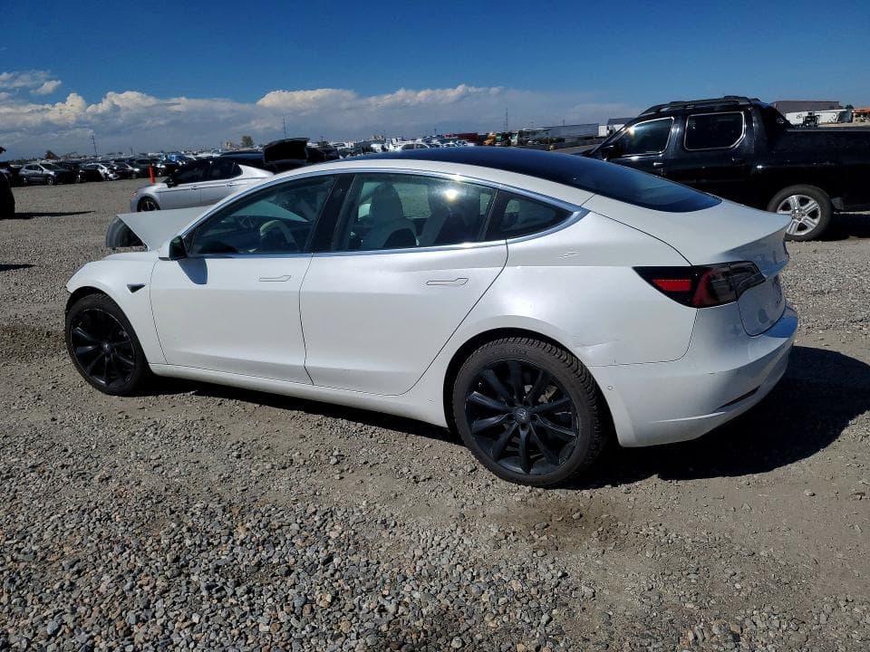 2018 TESLA MODEL 3 2
