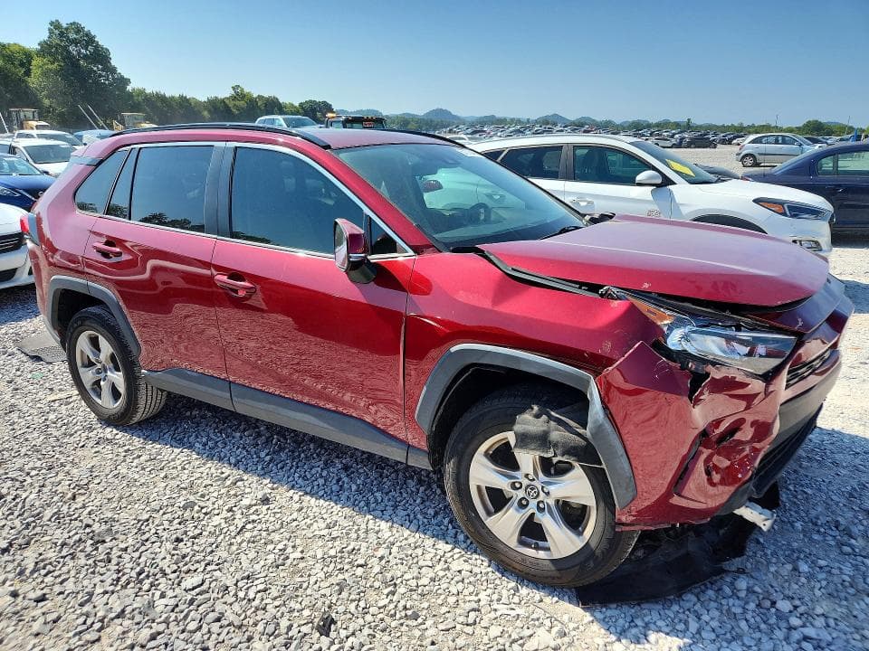 2019 TOYOTA RAV4 XLE 4