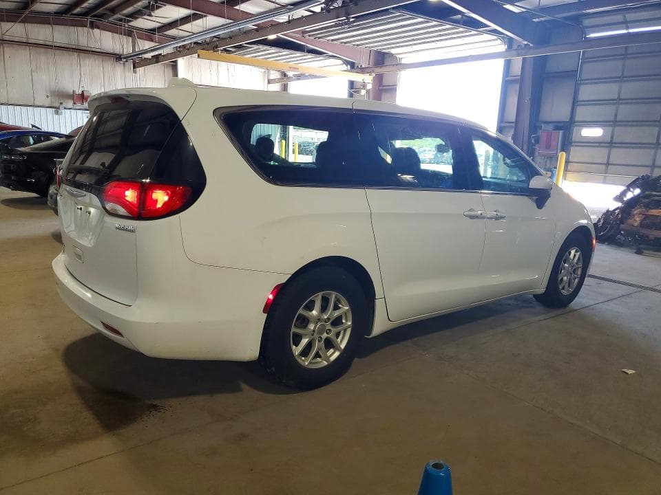 2017 CHRYSLER PACIFICA TOURING 3