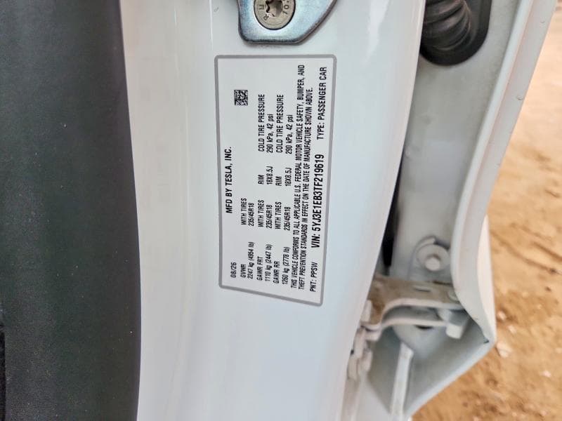 2026 TESLA MODEL 3 12