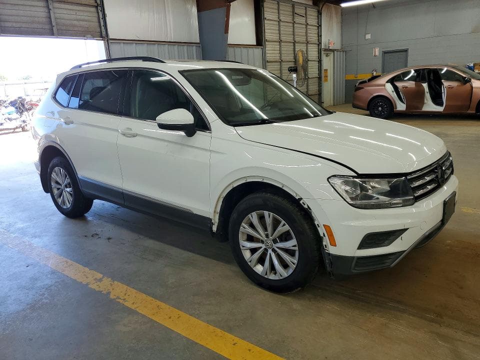 2018 VOLKSWAGEN TIGUAN SE 4