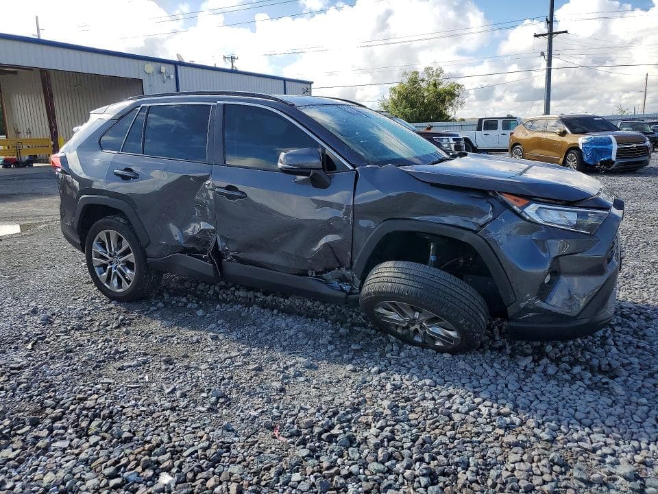 2020 TOYOTA RAV4 XLE PREMIUM 4