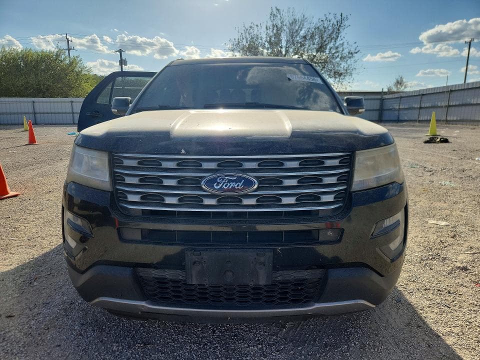 2017 FORD EXPLORER XLT 5