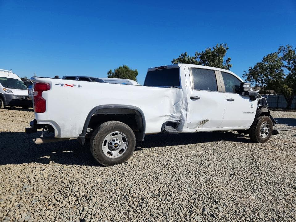 2023 CHEVROLET SILVERADO K2500 HEAVY DUTY 3