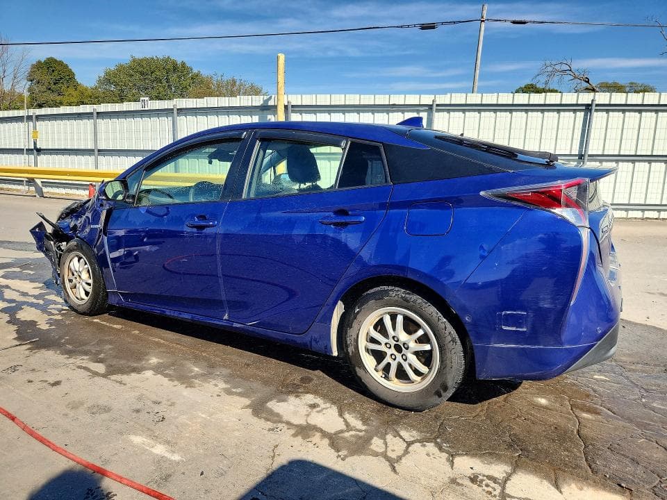 2017 TOYOTA PRIUS TWO 2