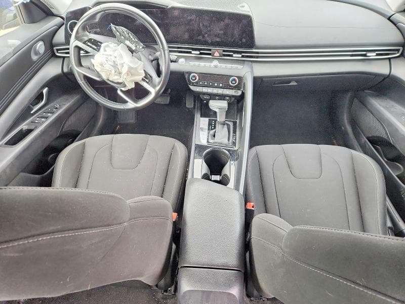 2023 HYUNDAI ELANTRA SEL 8